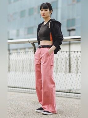 Uniqlo x JW Anderson Painter Pants in Rose - Size 26